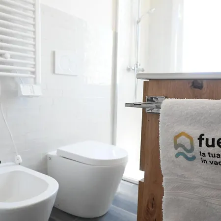 Se169 - Senigallia, Trilocale Fronte Mare Con Aria Condizionata Сенигаллия