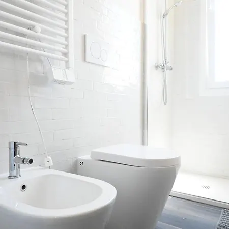 Se169 - Senigallia, Trilocale Fronte Mare Con Aria Condizionata Σενιγκάλια