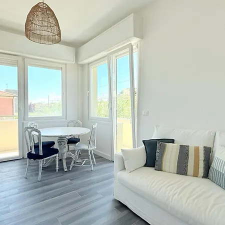 דירה Se169 - Senigallia, Trilocale Fronte Mare Con Aria Condizionata סניגליה