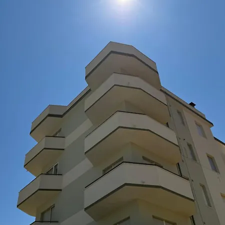 Se169 - Senigallia, Trilocale Fronte Mare Con Aria Condizionata Σενιγκάλια